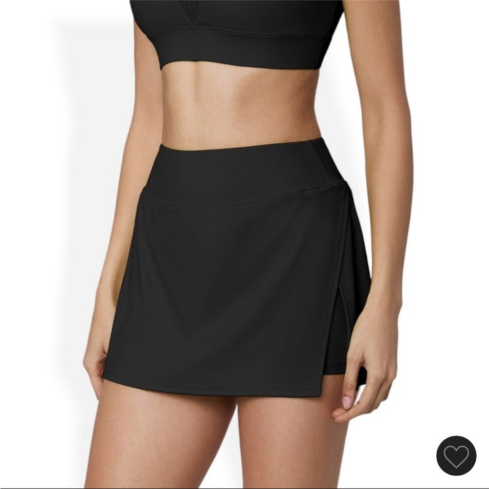 Black Activewear Skort - Women's Mini Athletic Skirt